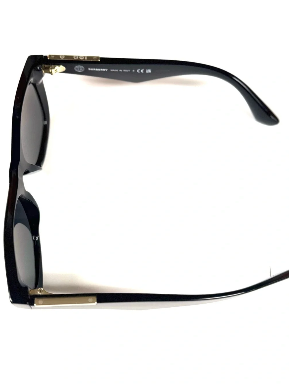 Classic Black Wayfarer Sunglasses - Burberry